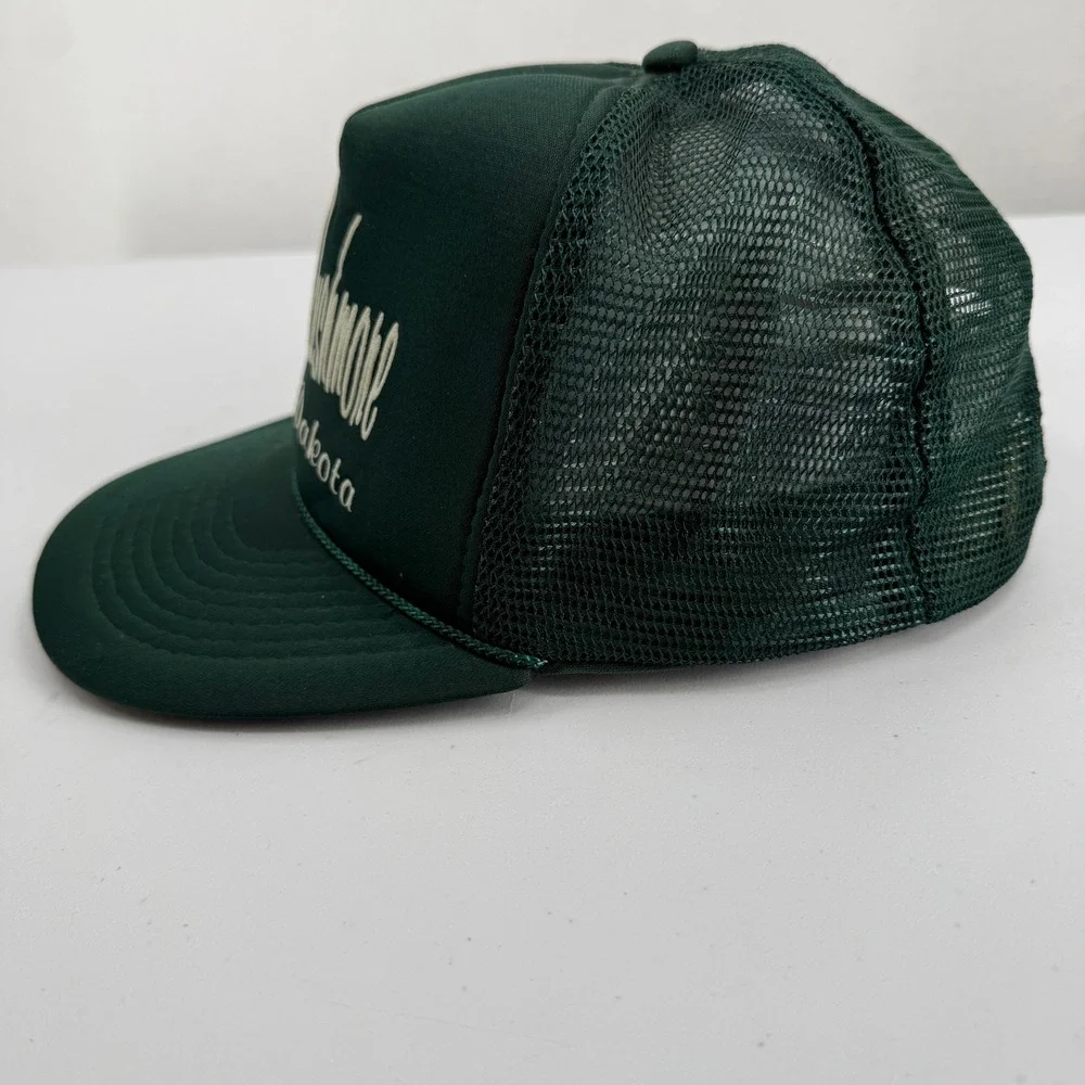 Mount Rushmore Trucker Hat Mens OSFA Forest Green South Dakota Mesh Back Cap